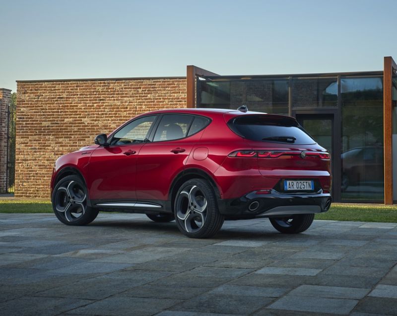 Alfa Romeo Tonale 1.3t phev ti awd 198kW aut Alfa Romeo Tonale 1.3t phev ti awd 198kW aut