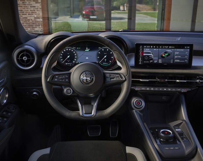 Alfa Romeo Tonale 1.3t phev ti awd 198kW aut Alfa Romeo Tonale 1.3t phev ti awd 198kW aut