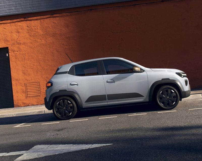 Dacia Spring 24.3kWh ev 70 essential 52kW aut