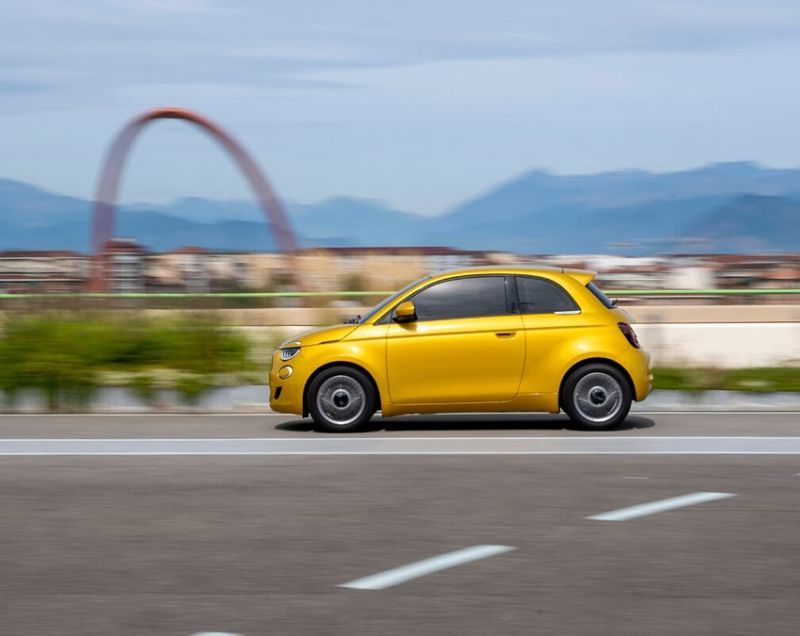 Fiat 500 1.0 mhev torino 48kW Fiat 500 1.0 mhev torino 48kW