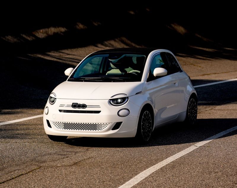 Fiat 500 1.0 mhev torino launch edition 48kW Fiat 500 1.0 mhev torino launch edition 48kW