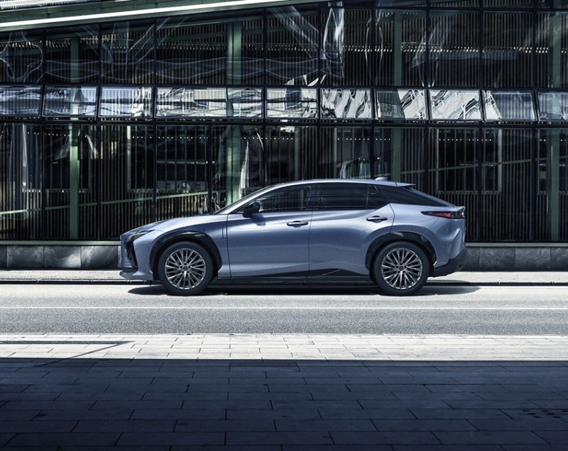 Lexus RZ 77kWh ev 350e luxury line 165kW aut Lexus RZ 77kWh ev 350e luxury line 165kW aut