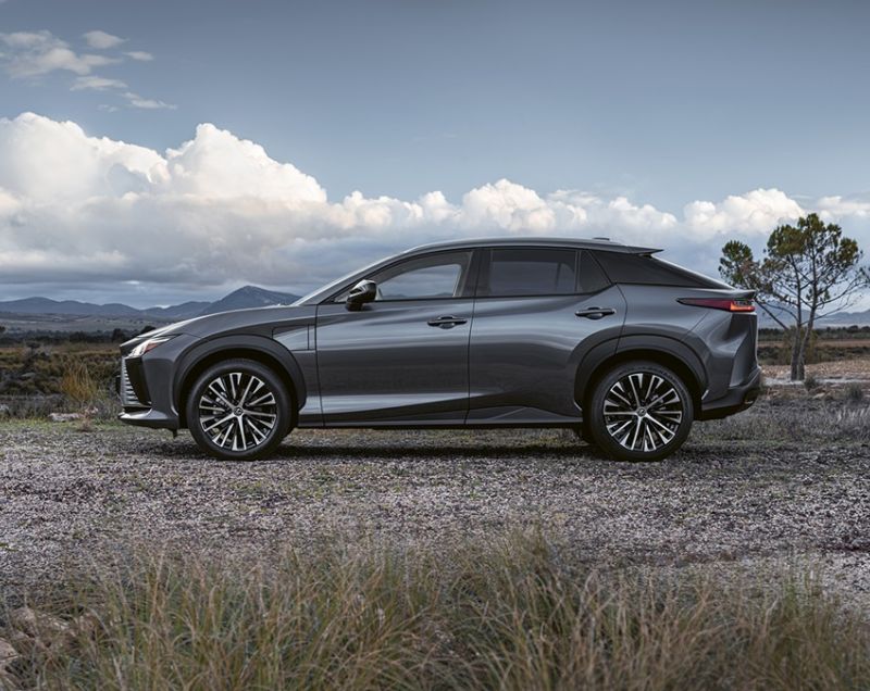 Lexus RZ 77kWh ev 550e direct 4 f sport awd 300kW aut