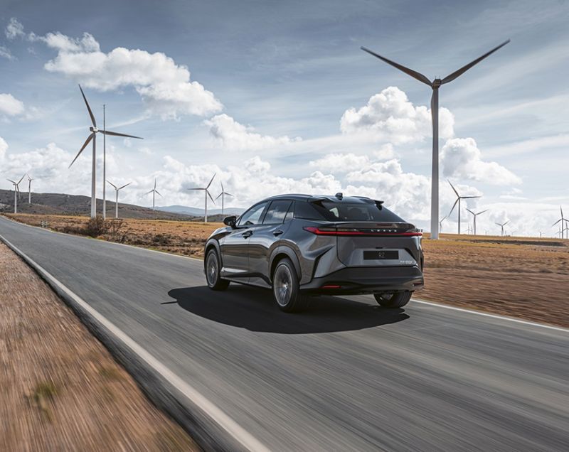 Lexus RZ 77kWh ev 350e luxury line 165kW aut