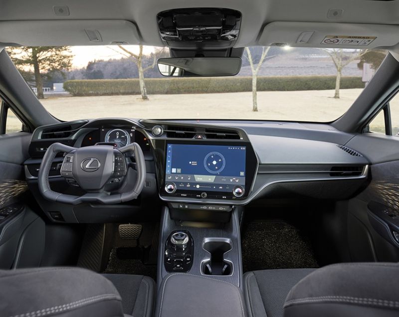 Lexus RZ 77kWh ev 350e luxury line 165kW aut