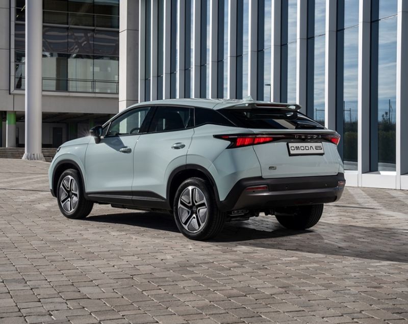Omoda 5 61kWh ev premium 155kW aut