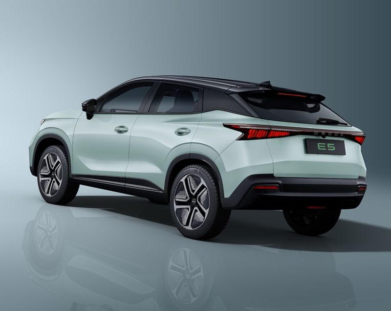 Omoda 5 60.9kWh ev premium 150kW aut Omoda 5 60.9kWh ev premium 150kW aut