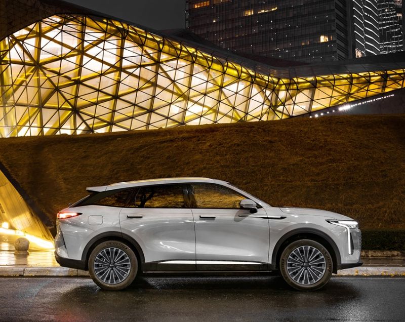 Omoda 9 1.5tgdi phev premium 395kW awd aut Omoda 9 1.5tgdi phev premium 395kW awd aut