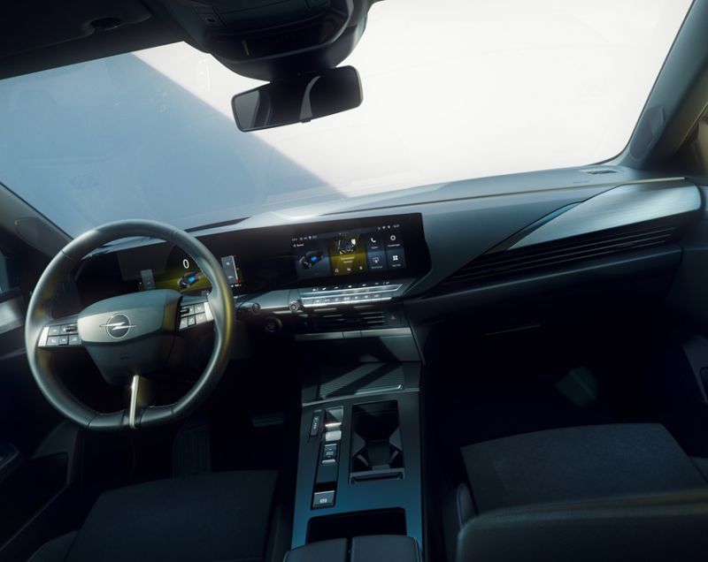 Opel Astra 1.6t phev edition 143kW aut