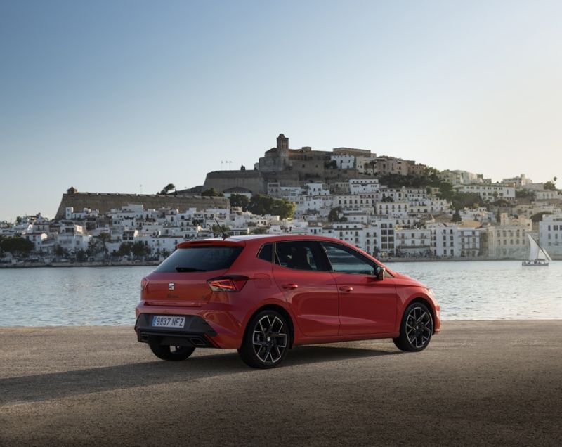 Seat Ibiza 1.0tsi eco fr business connect 70kW Seat Ibiza 1.0tsi eco fr business connect 70kW