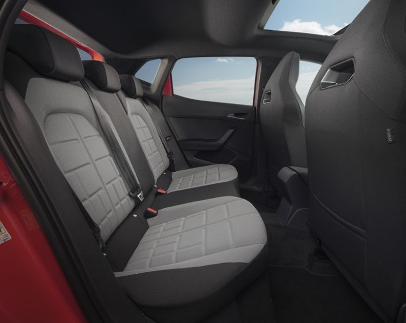 Seat Ibiza 1.0tsi eco fr business connect 70kW Seat Ibiza 1.0tsi eco fr business connect 70kW