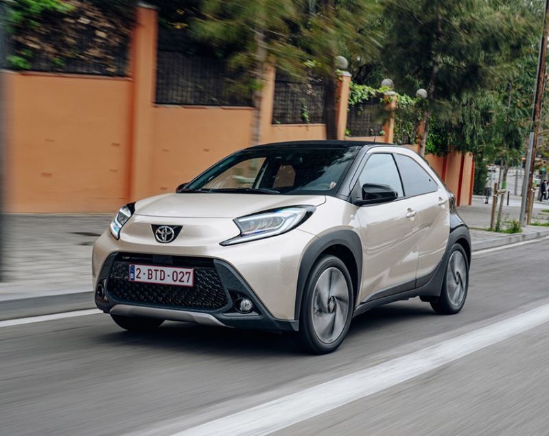 Toyota Aygo X 1.5 hev pulse 85kW cvt aut