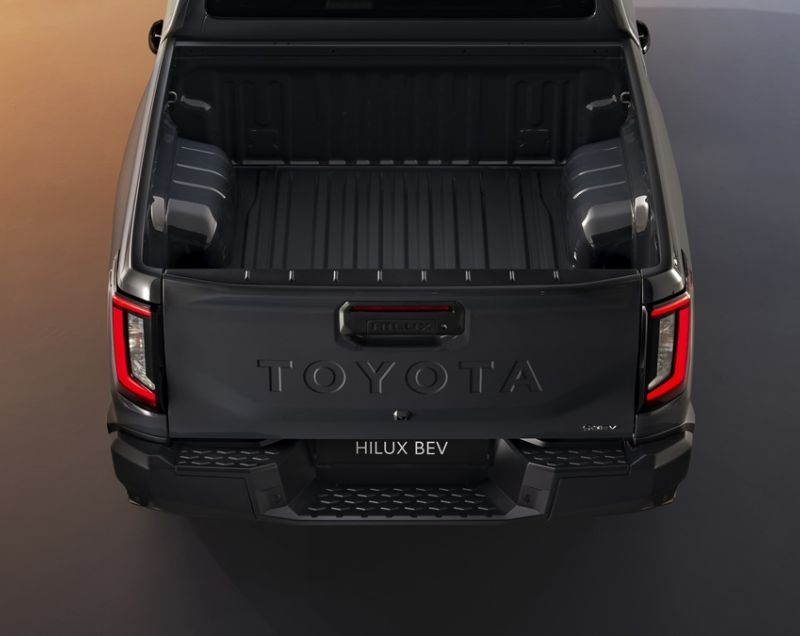 Toyota Hi-lux 59.2kWh ev dc challenger 144kW awd aut Toyota Hi-lux 59.2kWh ev dc challenger 144kW awd aut