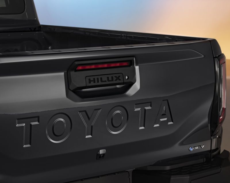 Toyota Hi-lux 59.2kWh ev dc challenger 144kW awd aut Toyota Hi-lux 59.2kWh ev dc challenger 144kW awd aut