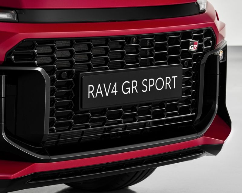 Toyota RAV4 300 Plug-in Hybrid AWD First Edition